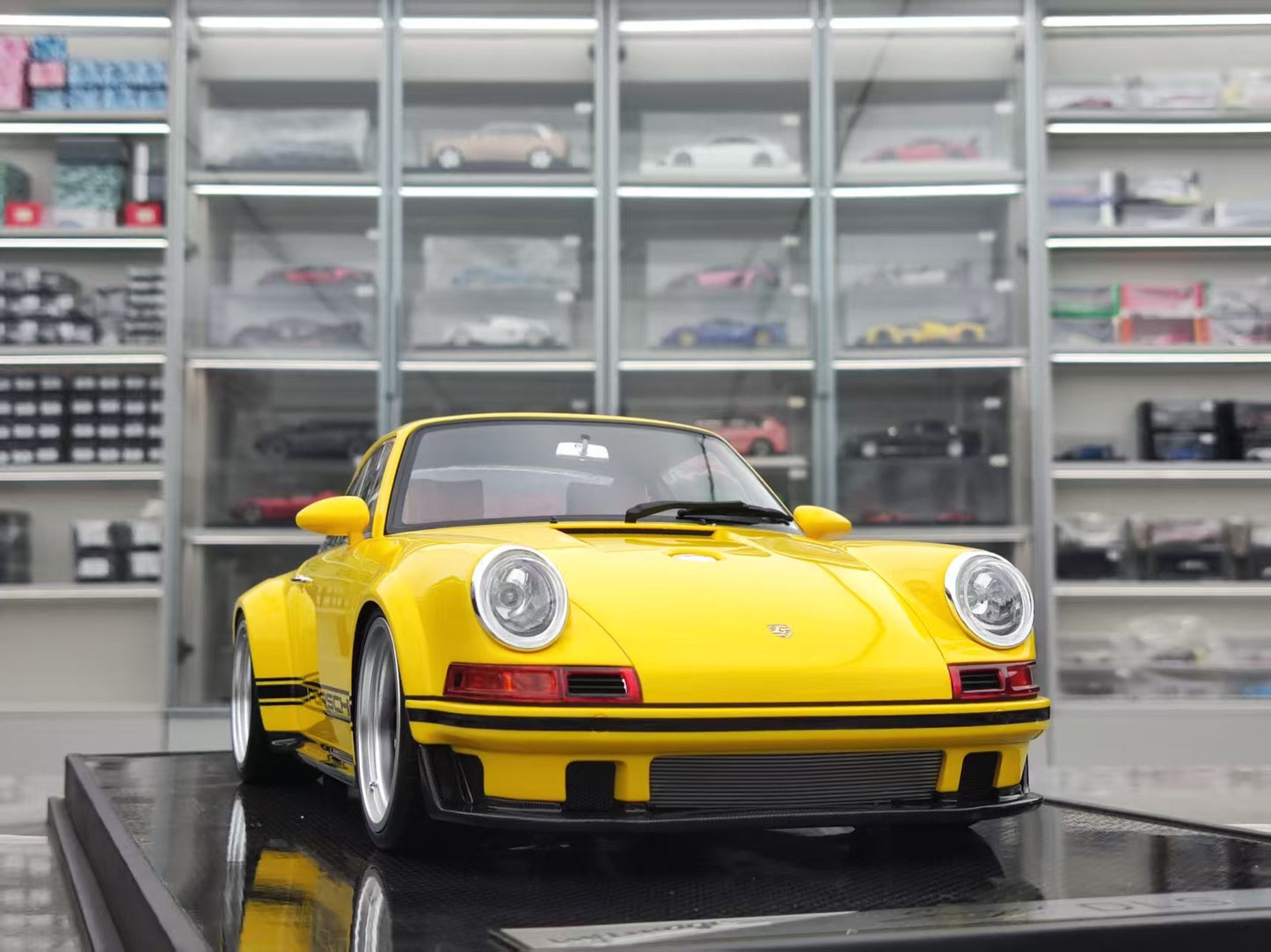 IVY 1/12 Porsche Singer DLS Yellow SM-IVY003