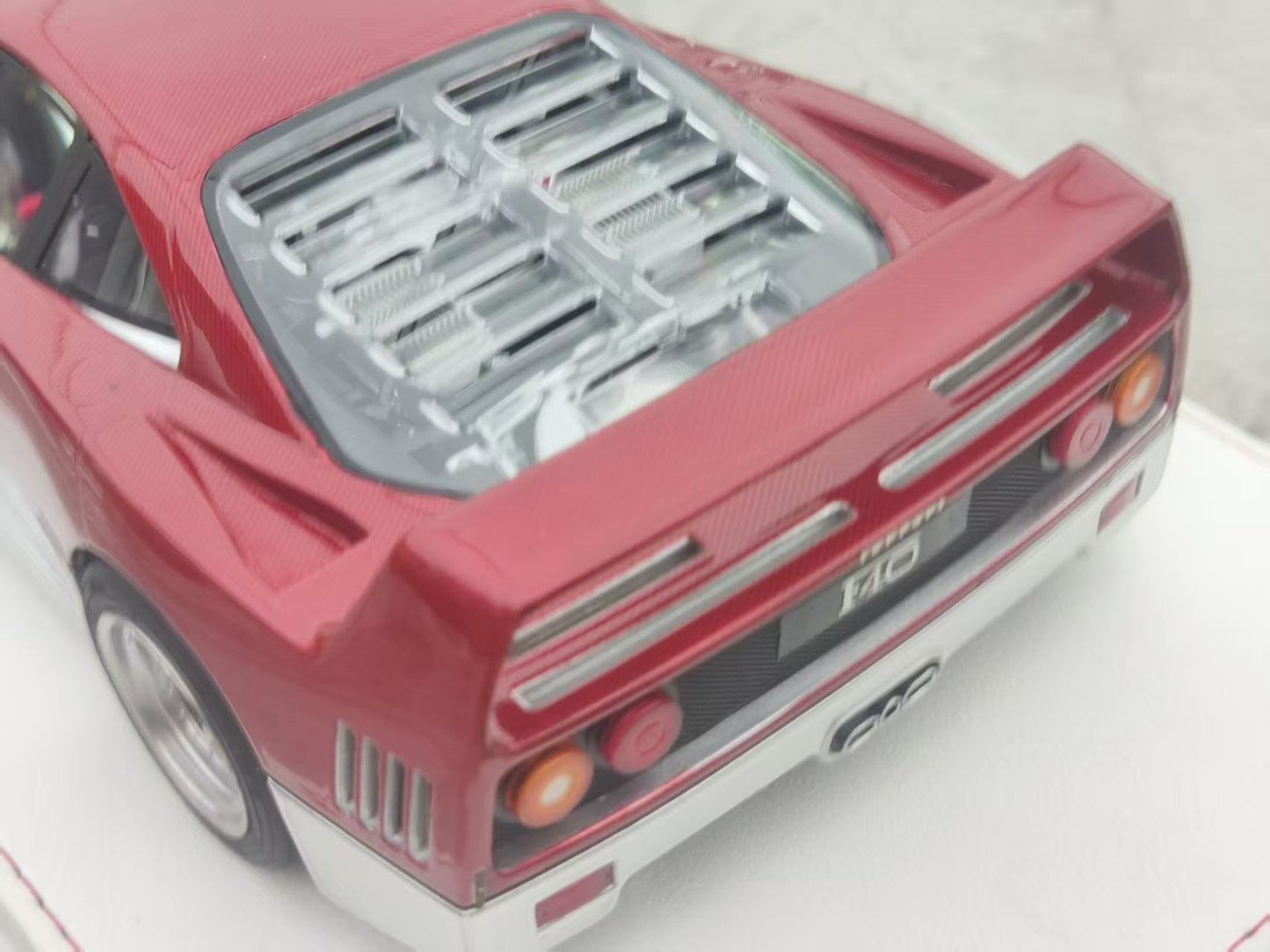GL 1/18 Ferrari F40 Red Carbon Fiber Model Car JS-GL015