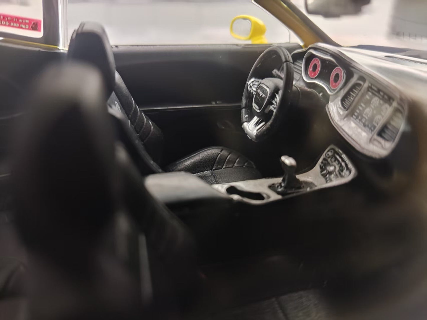 Solido 1/18 Dodge Challenger SRT Hellcat Redeye Widebody NYC Hellcab Yellow S1805716