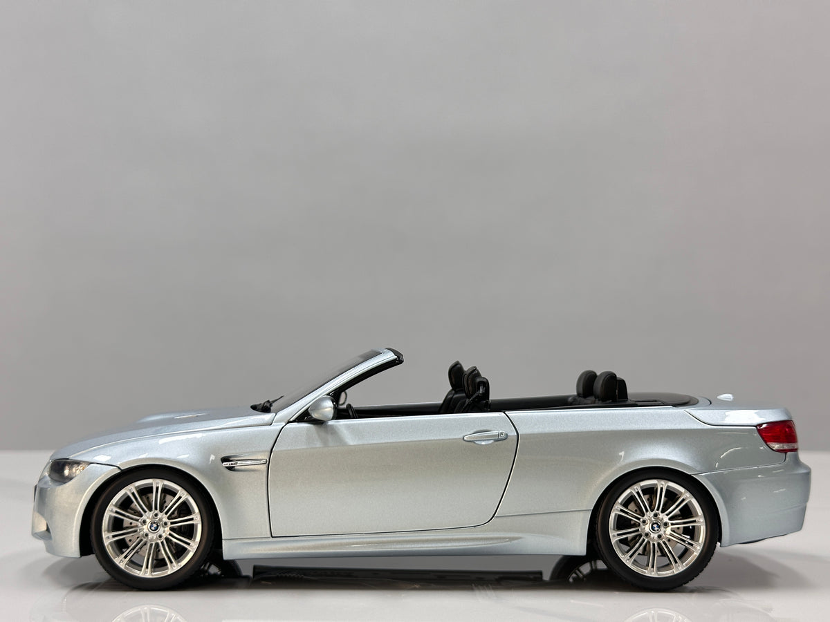KYOSHO 1/18 BMW M3 Convertible (E93M) Silver 08738SS