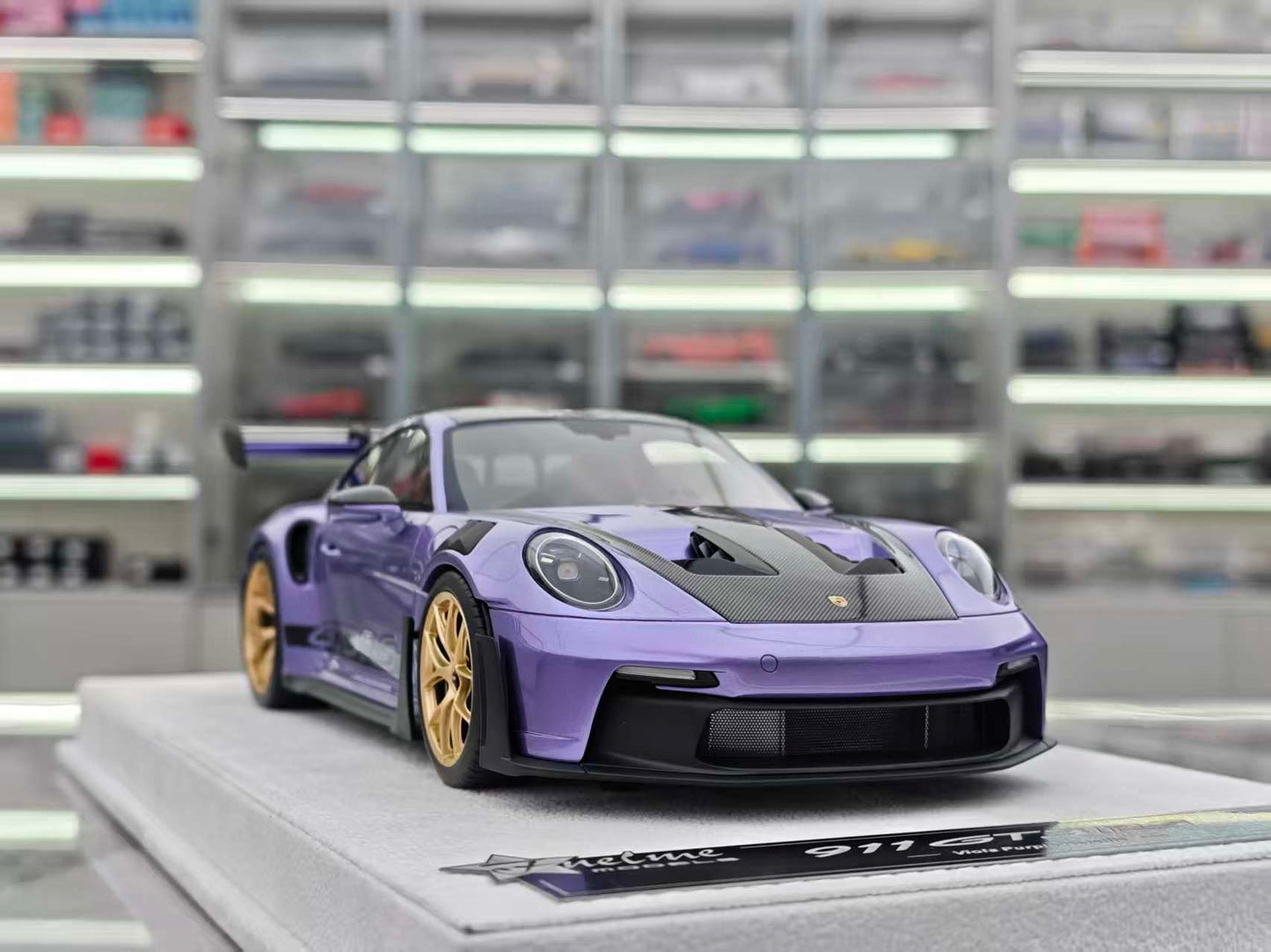 FuelMe 1/18 Porsche 992 GT3RS Purple FM18010LM-05