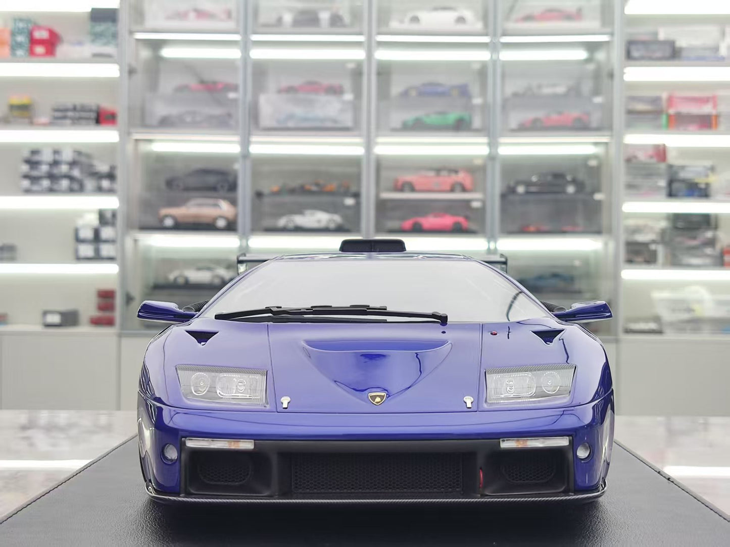 GL 1/12 Lamborghini Diablo GTR Blue JS-GL005