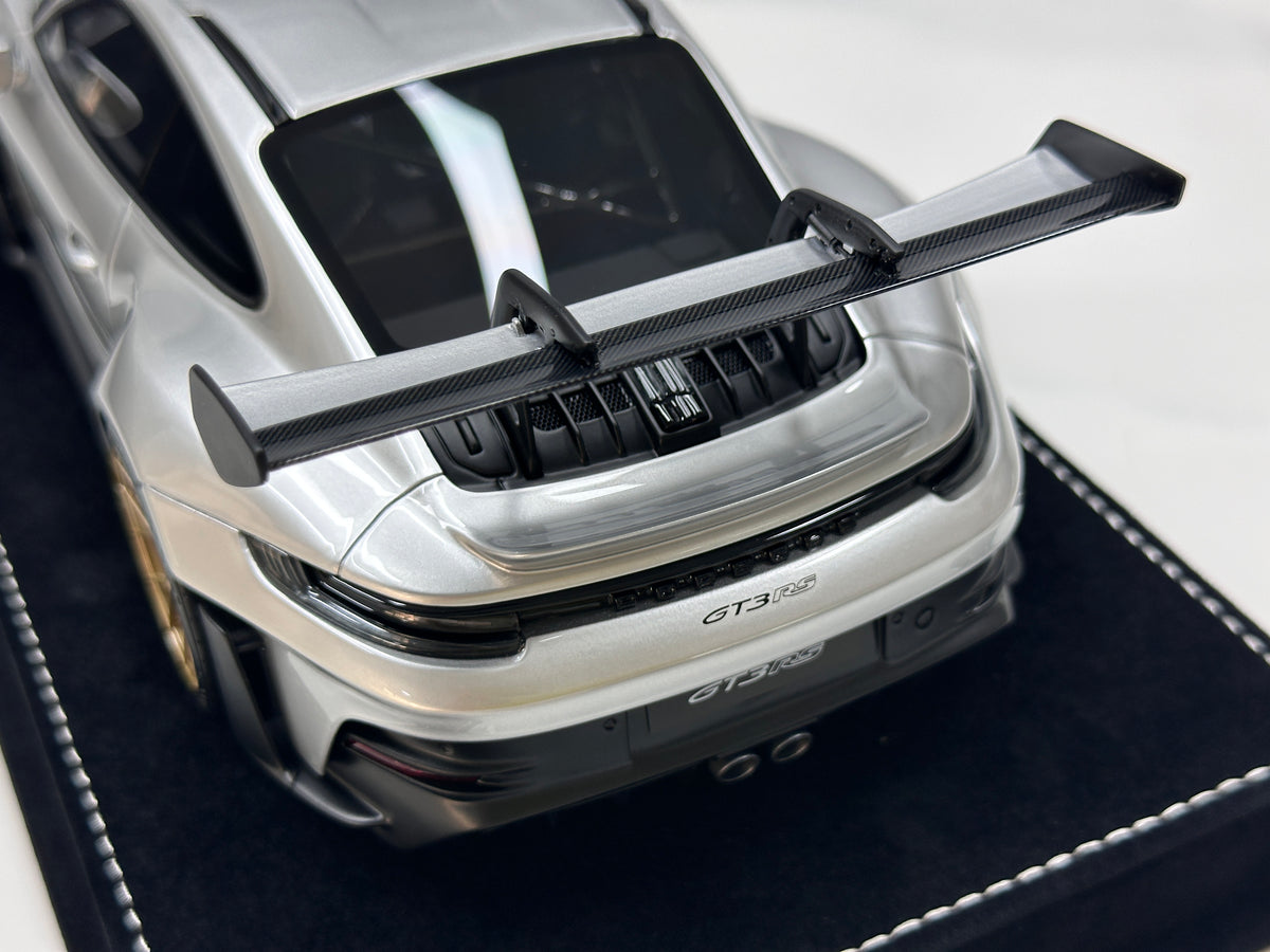HH Model 1/18 Porsche 992 GT3 RS GT Silver HH724