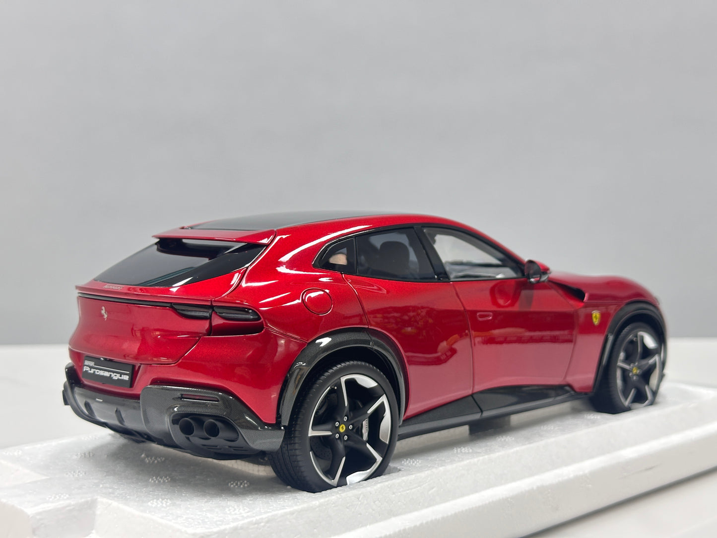 BBR 1/18 Ferrari Purosangue – Rosso Volcan (Volcano Red) – Die-cast, Fully Opening – HE180052B