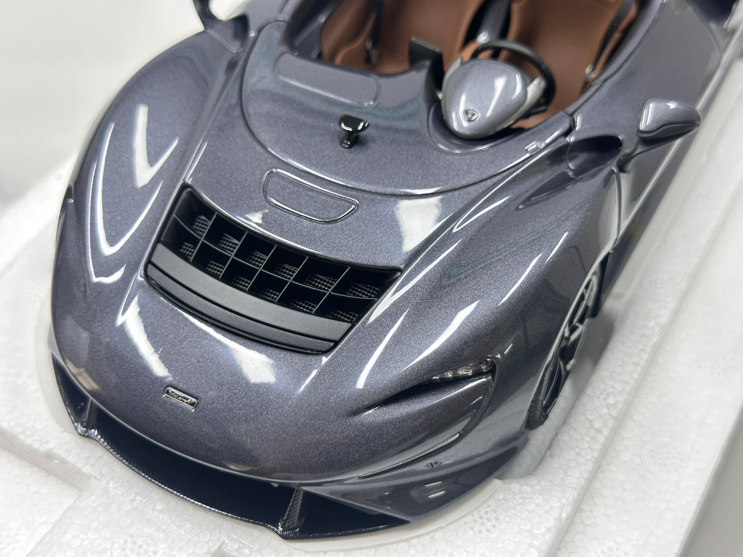 LCD 1/18 McLaren Elva Diecast Model – Metallic Grey (LCD18015-HGM)