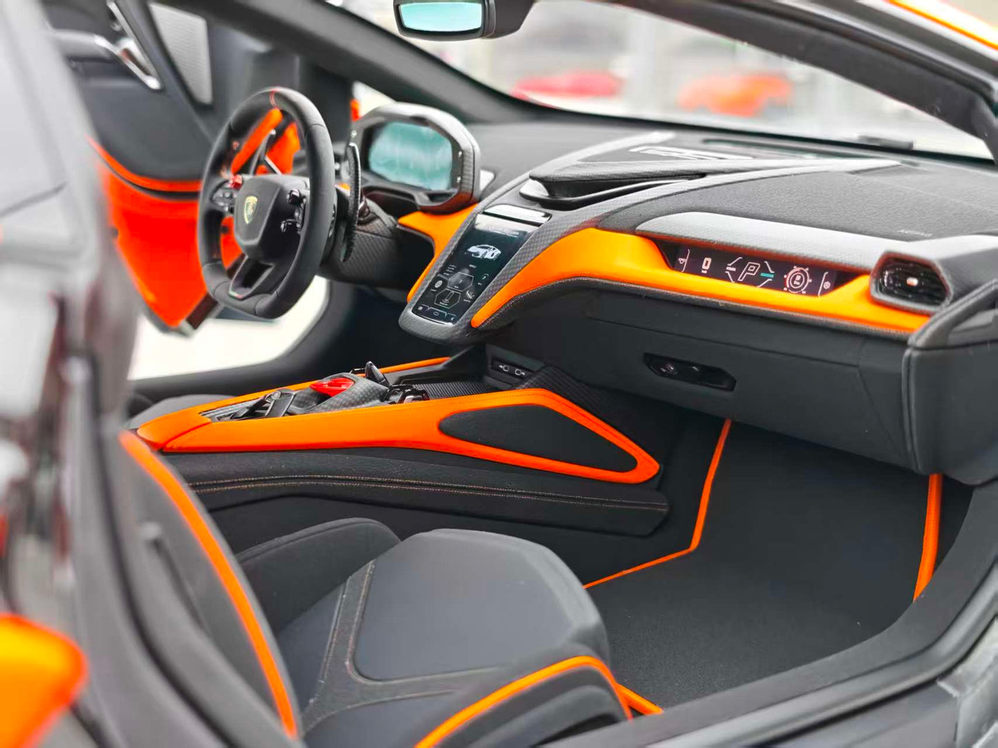 Amalgam 1/8 Lamborghini Revuelto Orange M6299-SC1