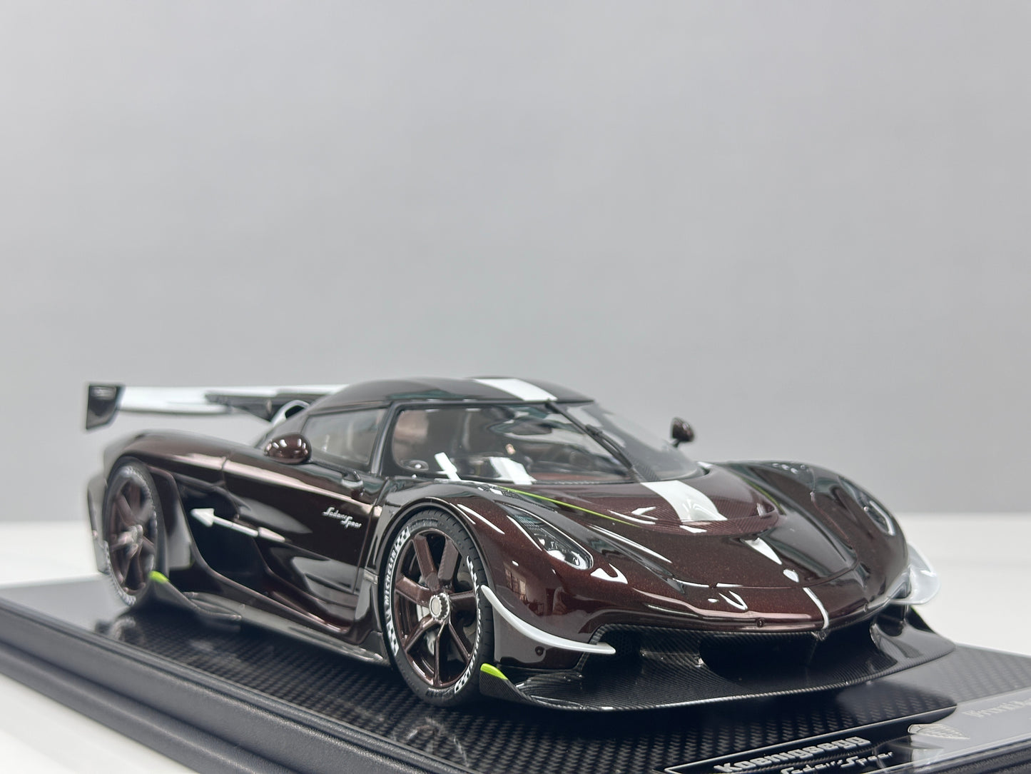 FRONTIART 1/18 Koenigsegg Jesko "Sadair's Spear" – Brown (FA198)