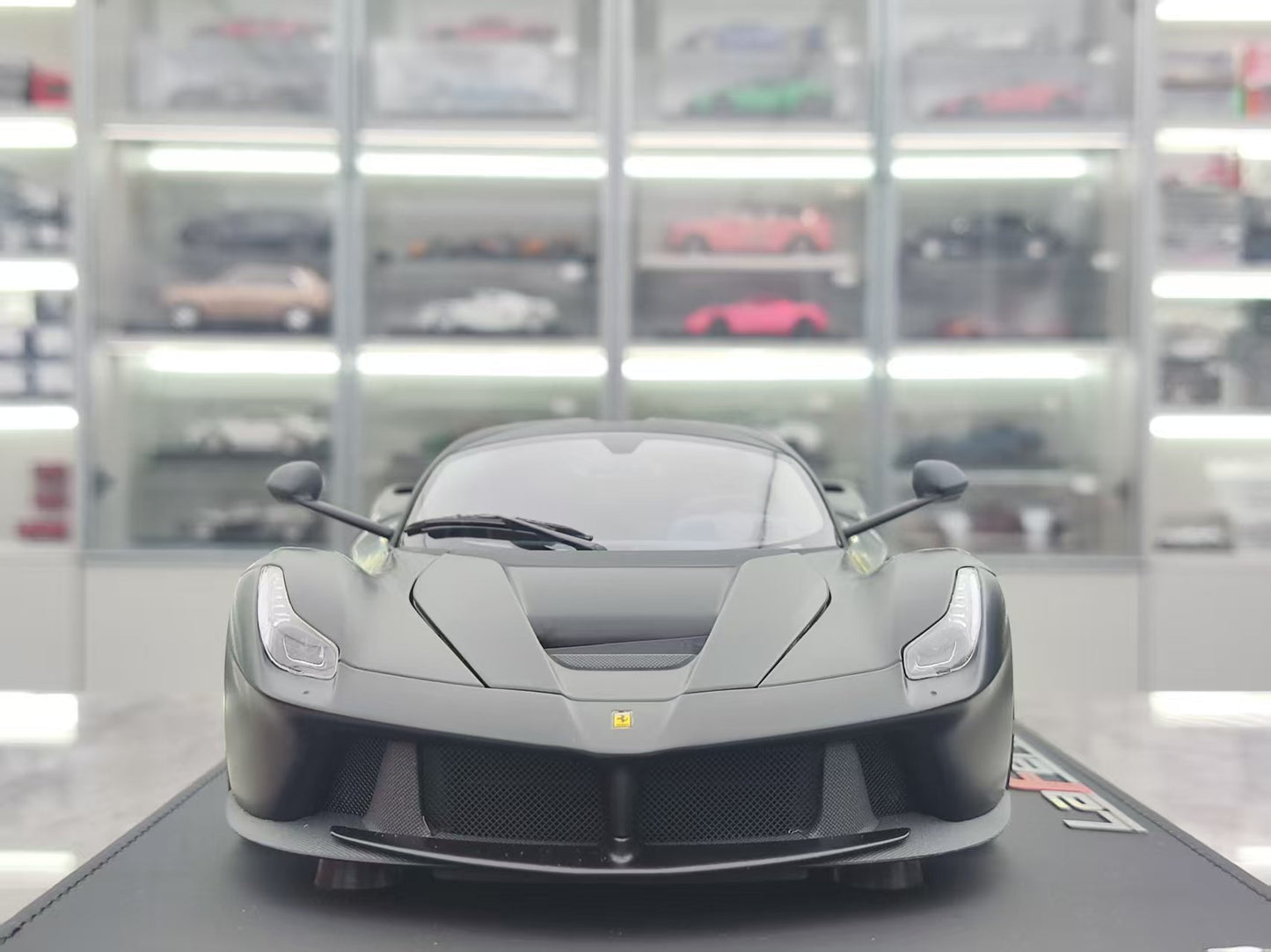 BBR 1/18 Ferrari Laferrari Alloy Full Open Matte Black BBR182242DIE