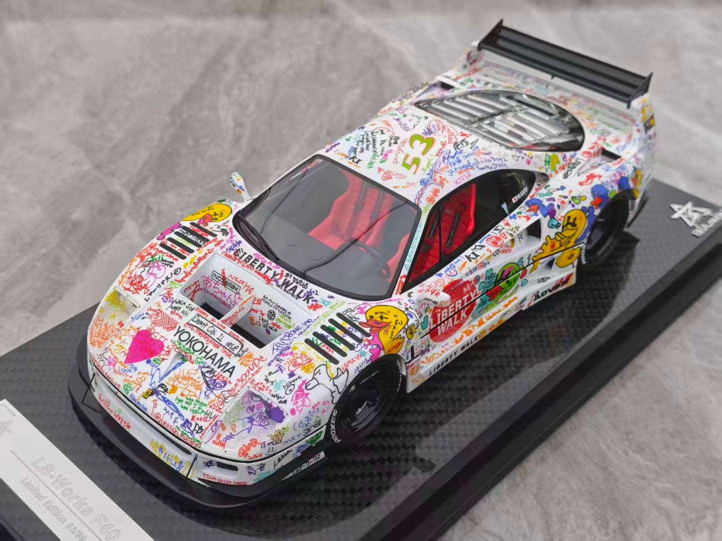 BBA MODEL 1/18 Ferrari F40 with graffiti carbon base BBA032