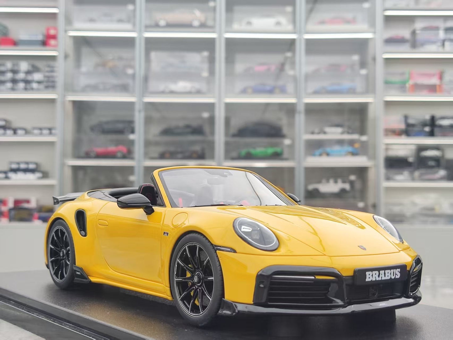 GT Spirit 1/18 Porsche Brabus 911 Turbo S Cabriolet Yellow CLDC047