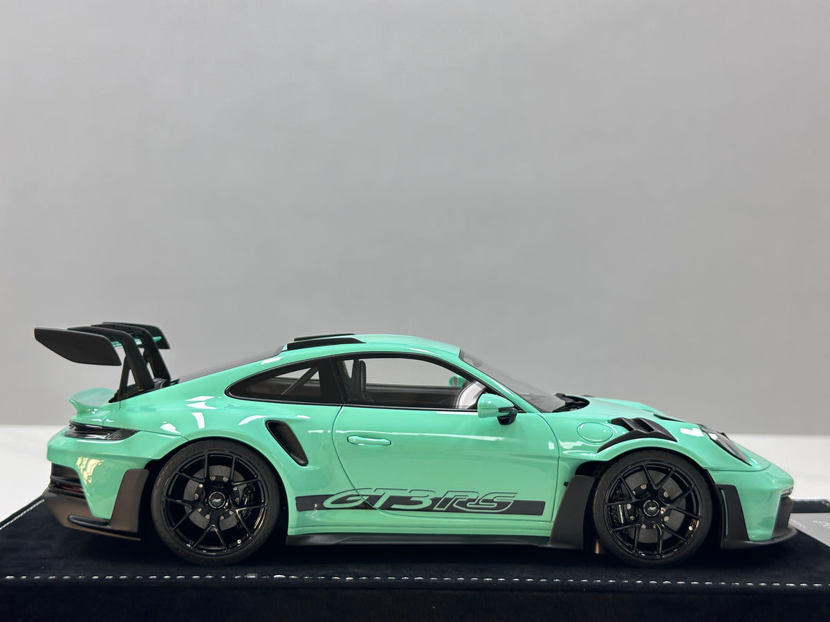 HH Model 1/18 Porsche 992 GT3 RS Tiffany HH725
