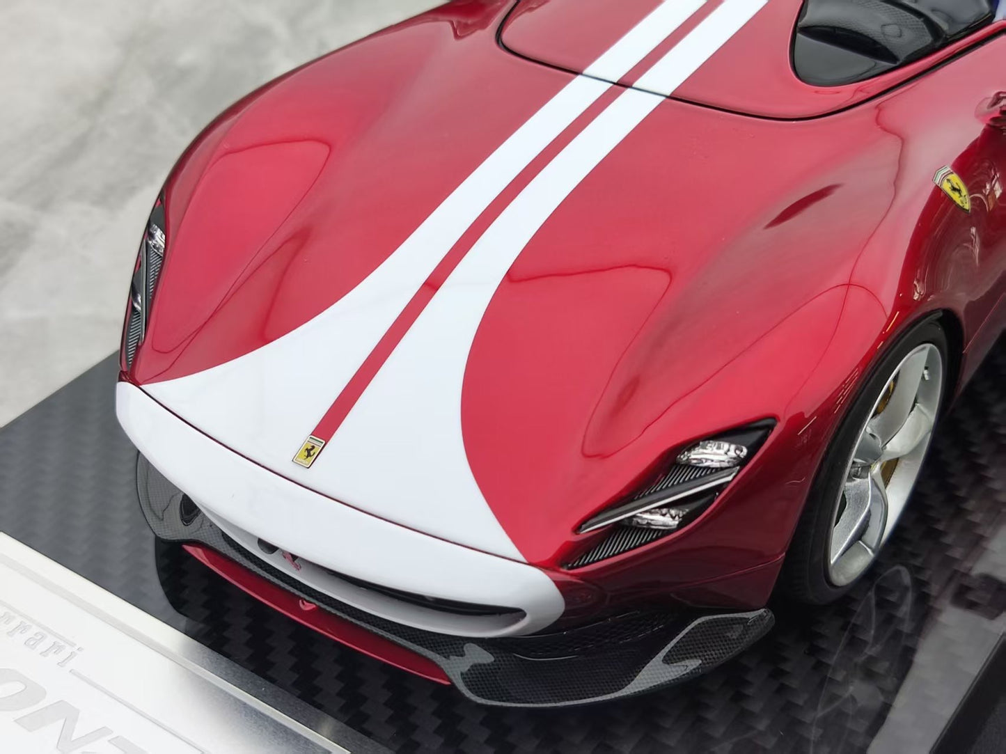 CE 1/18 Ferrari Monza SP2 Metallic Red CE010