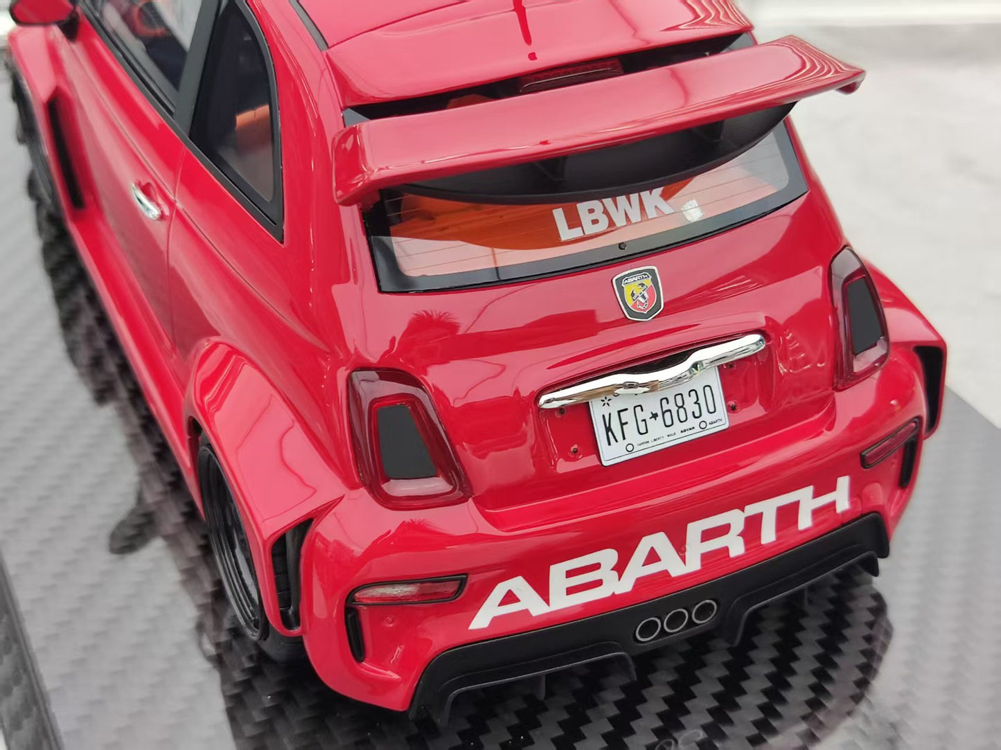 VIP 1/18 Abbas 595 Standard Red VIP183