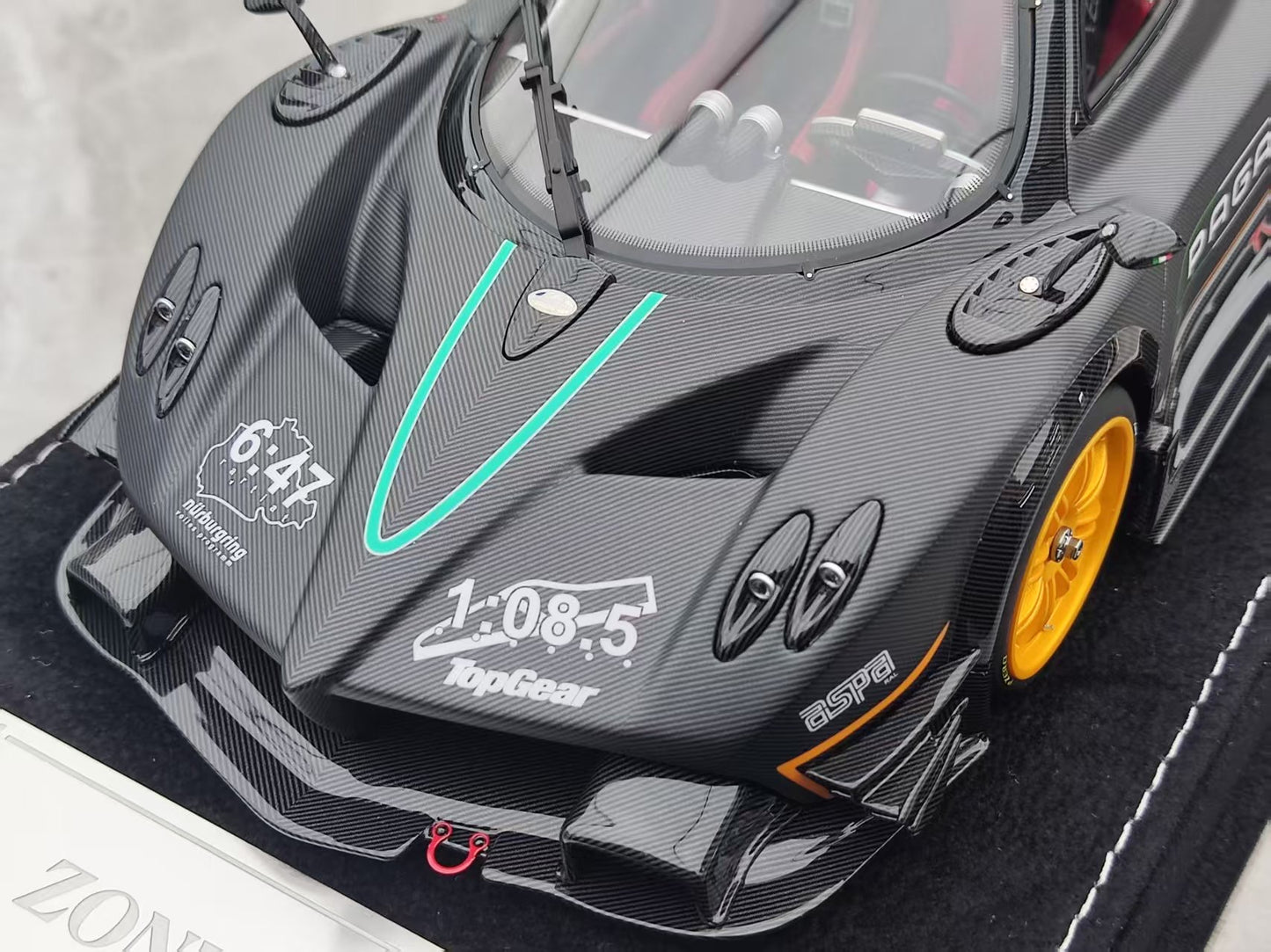 HH Model 1/18 Pagani Zonda R & Evolution Specials Nürburgring Record Edition HH563