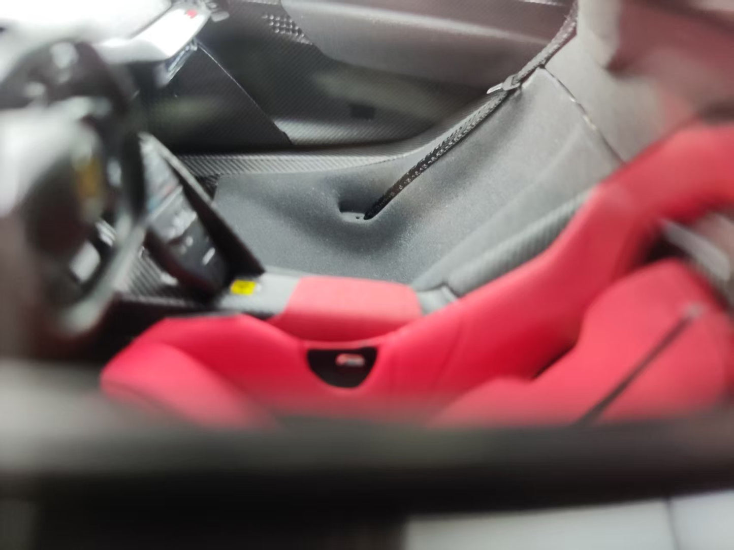 BBR 1/18 Ferrari F80 (New "King of the Road") - Leather Base, Standard Red/Silver Wheels (P18253A)