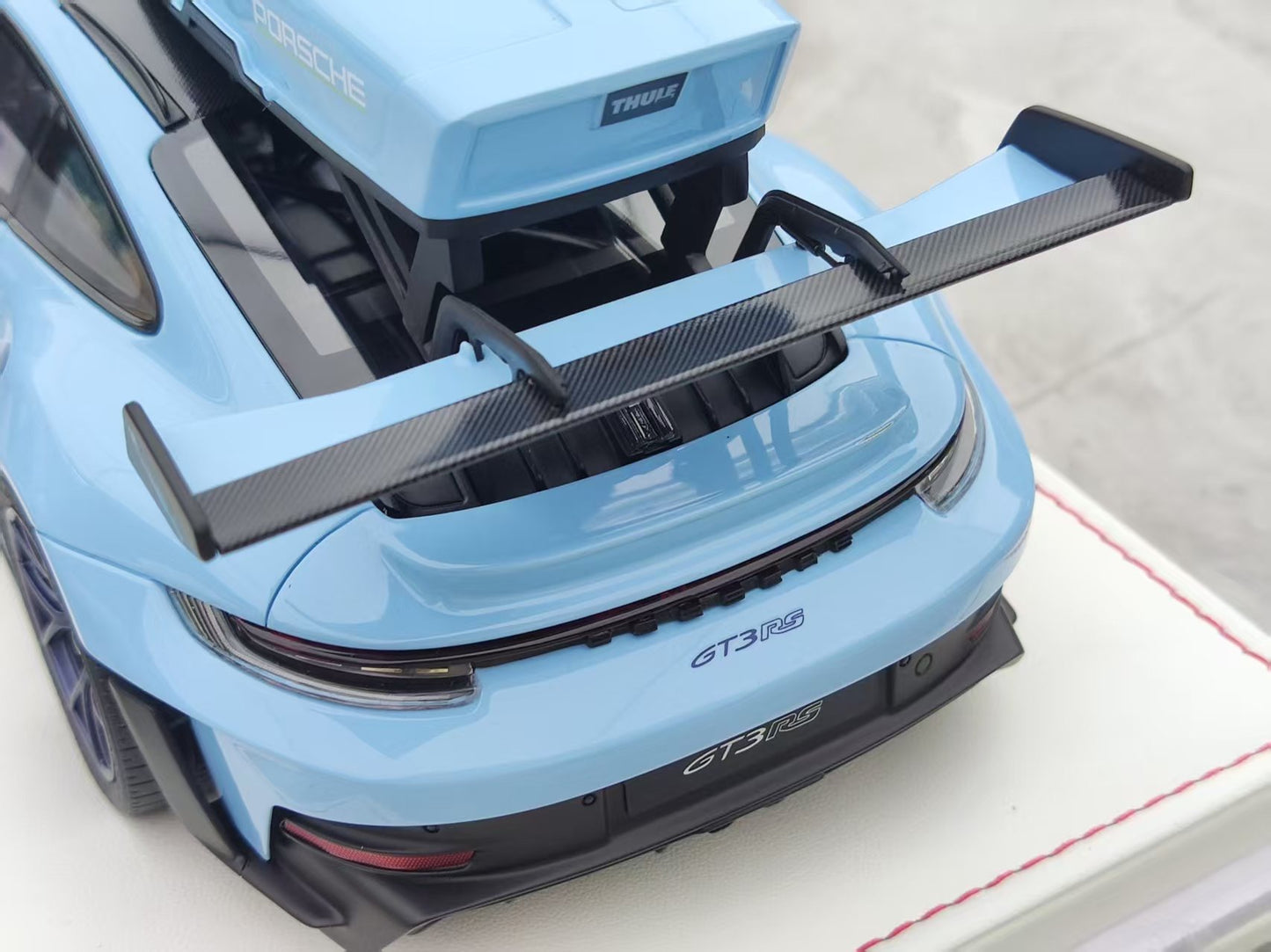 IVY 1/18 Porsche 992 GT3 RS Gulf Blue IM1837GBB