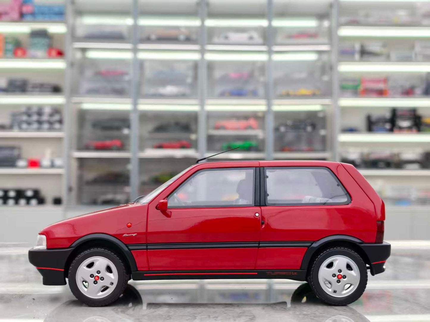 OttO 1/18 FIAT UNO TURBO i.e OT487