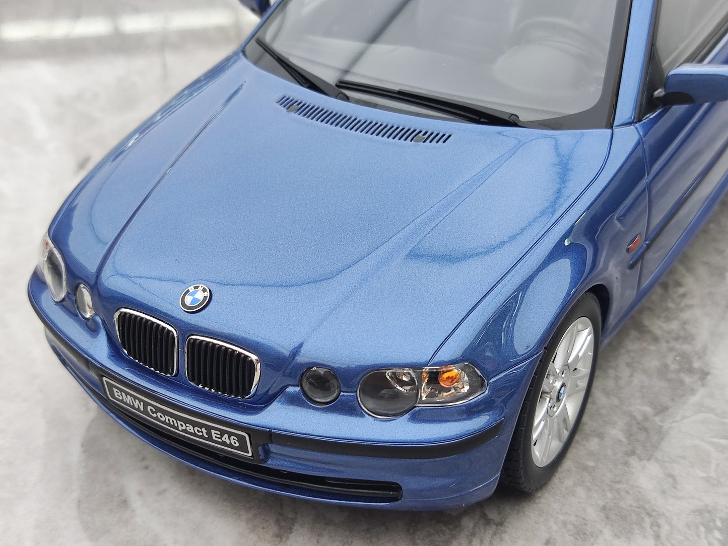 OTTO 1/18 BMW E46 318 TI COMPACT ESTORIL blue OT462