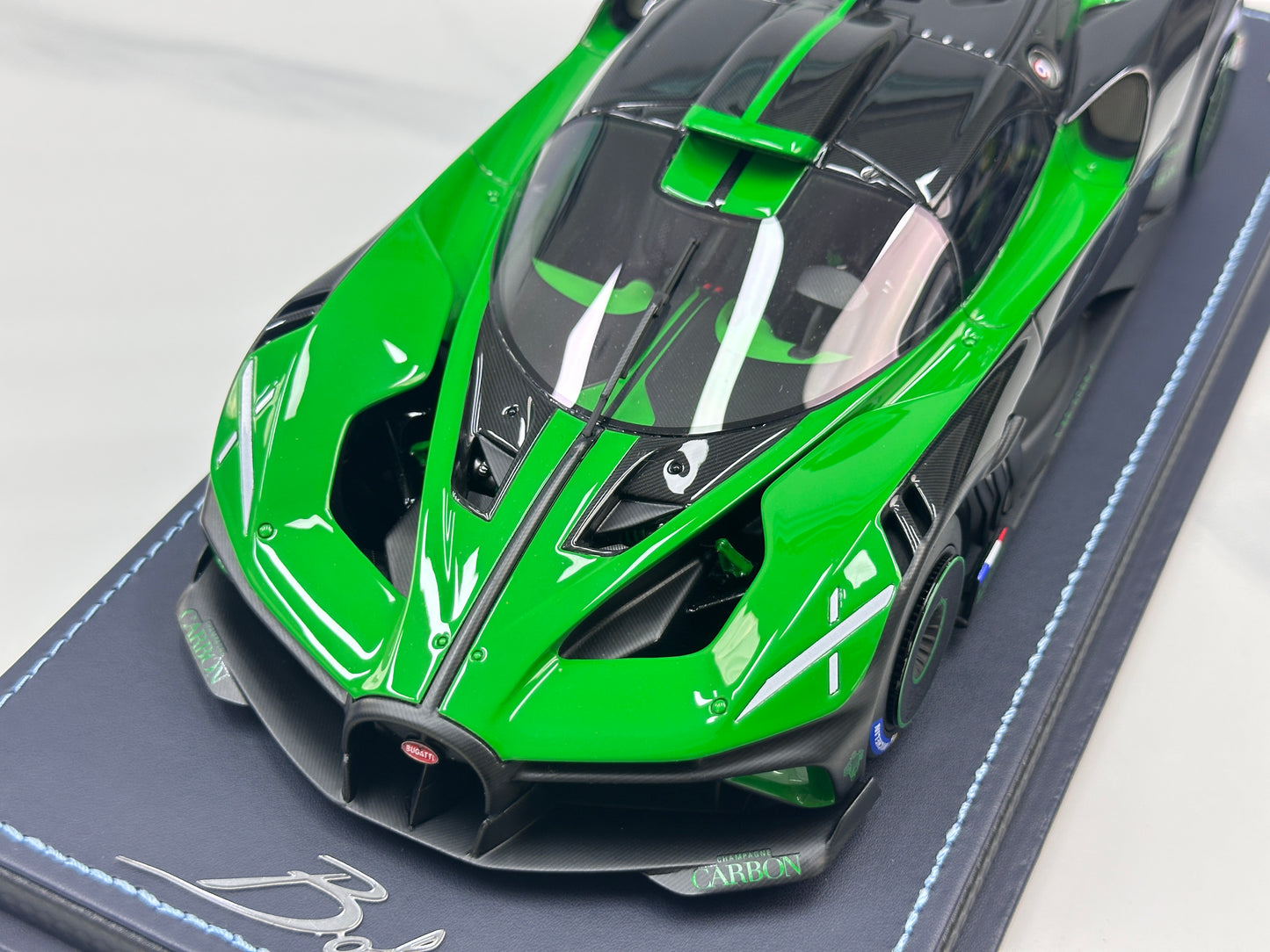 MR 1/18 Bugatti Bolide Viper Green BUG014B