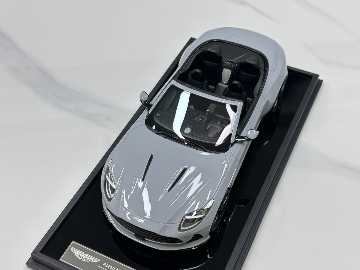MOTORHELIX 1/18 Aston Martin DB12 Volante (Convertible) - Porcelain Grey - MH396