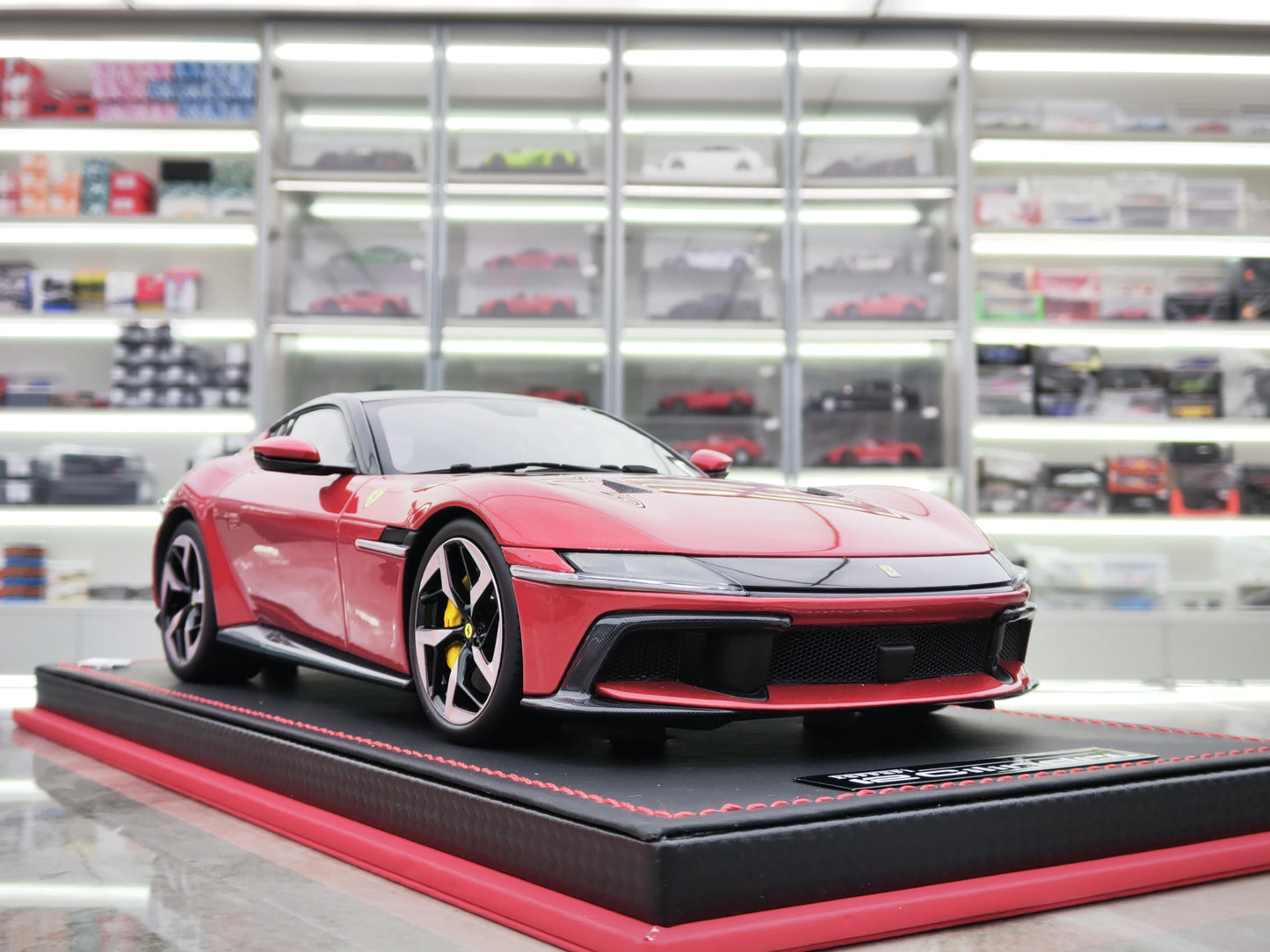 MR 1/18 Ferrari 12Cilindri Sports Car Model Imola Red Simulated Car Model FE043A