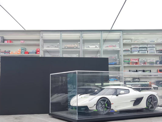 GT Spirit 1/8 Koenigsegg Jesko White GTS801301