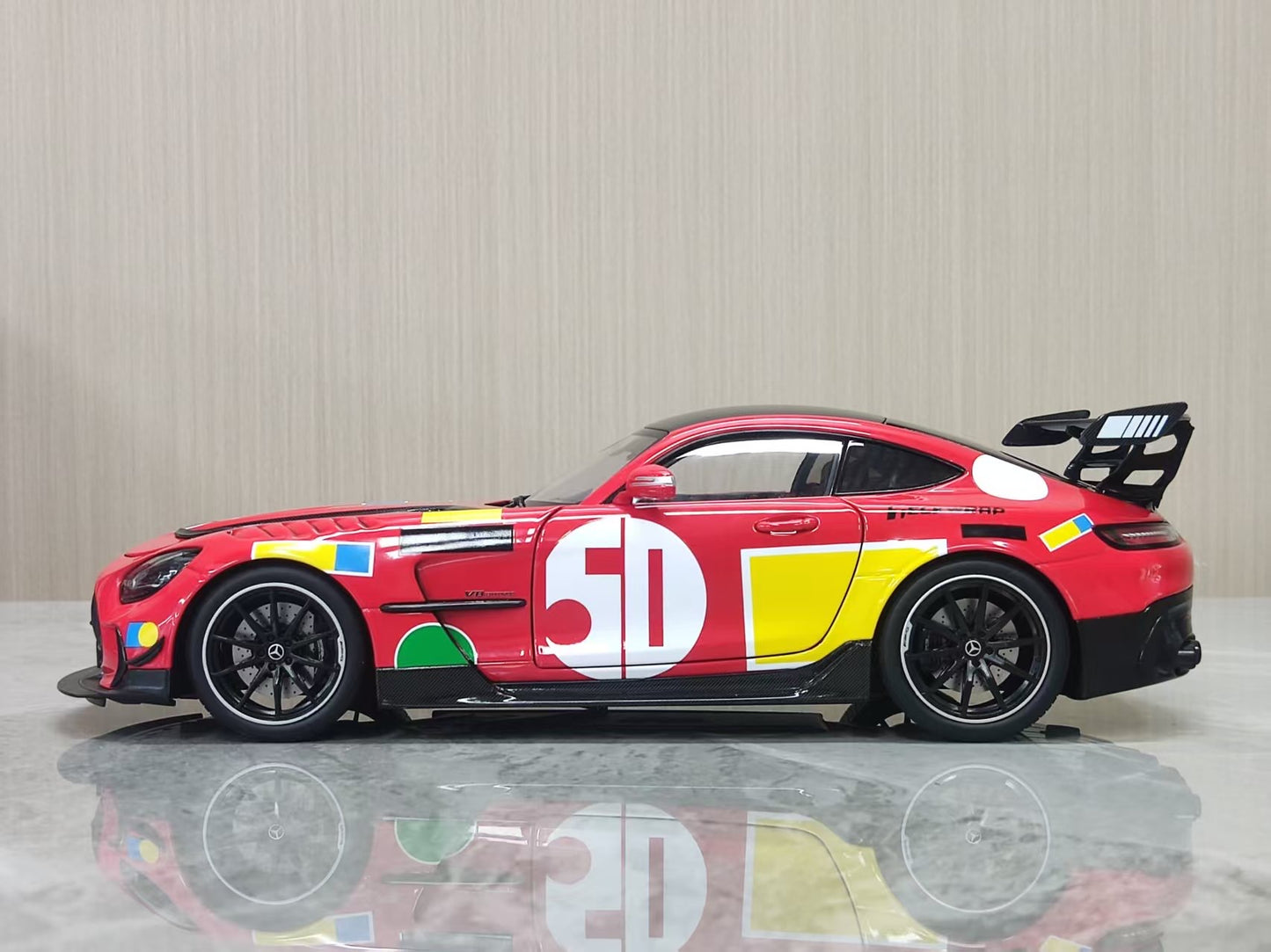 MINICHAMPS 1:18 Mercedes-AMG GT Black Series – Red with Livery (113032028)