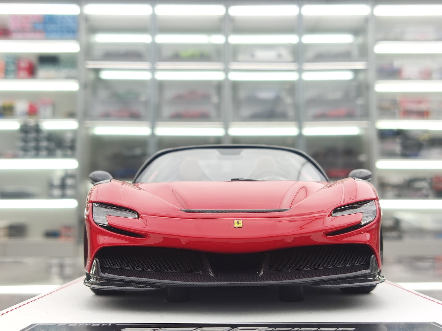 CE 1/18 Ferrari SF90 Standard Red Resin Car Model JS-CE015