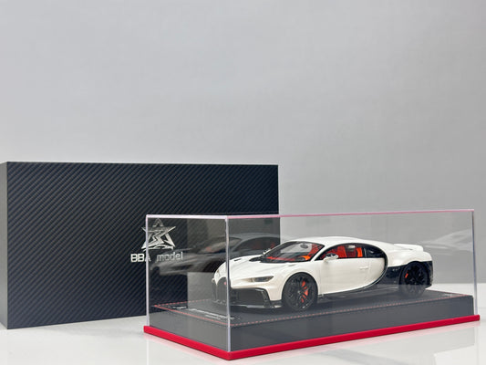 BBA MODEL 1/18 Bugatti Chiron Profiler Black and White Panda BBA072