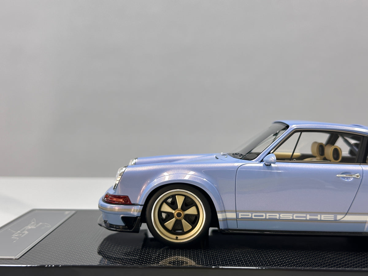 DinoModel 1/18 Porsche Singer DLS Ice Blue DC001