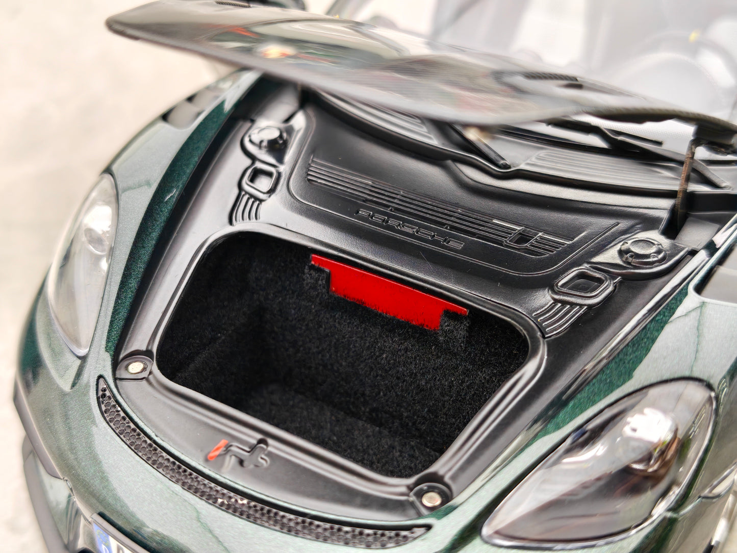 NOREV 1/18 Porsche 718 Spyder RS Forest Green (187272)