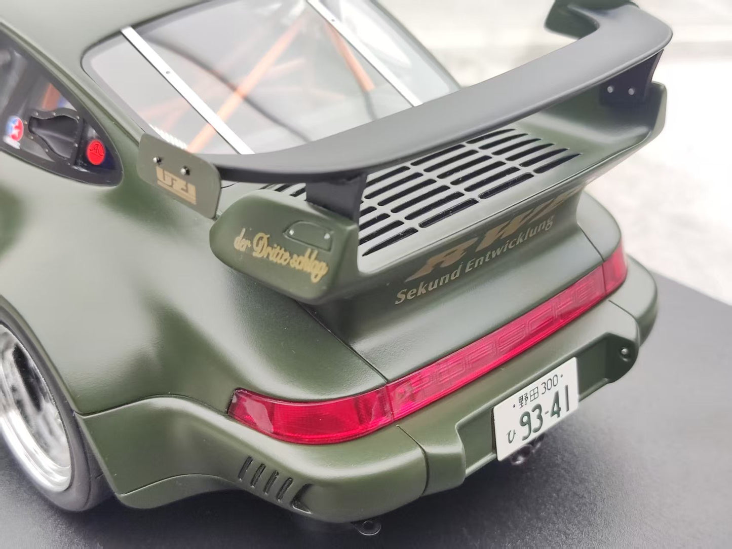 GT Spirit 1/18 Porsche RWB PENTHOUSE Green GT559