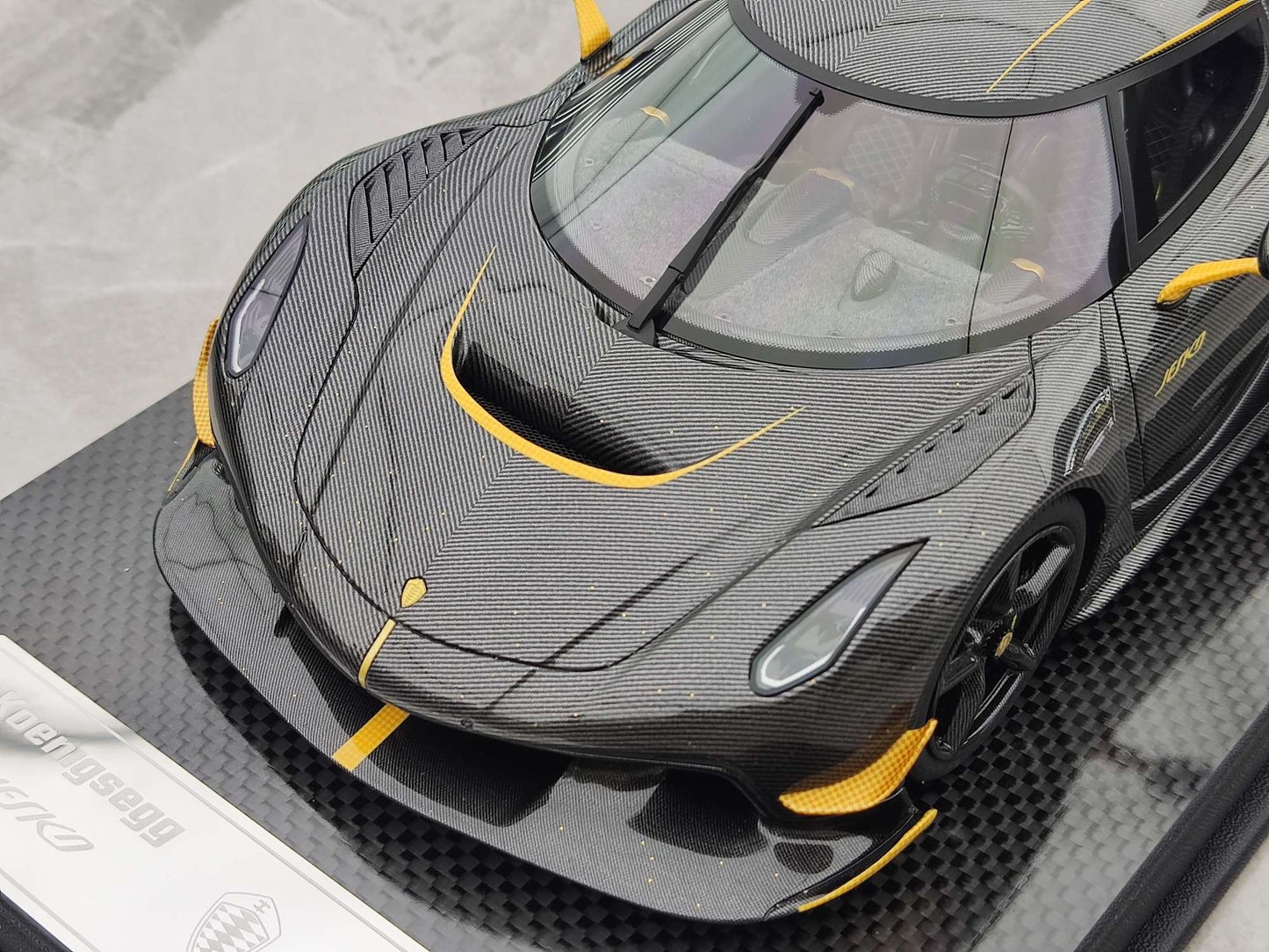 FRONTIART 1/18 Koenigsegg Jesko Carbon Gold FA149
