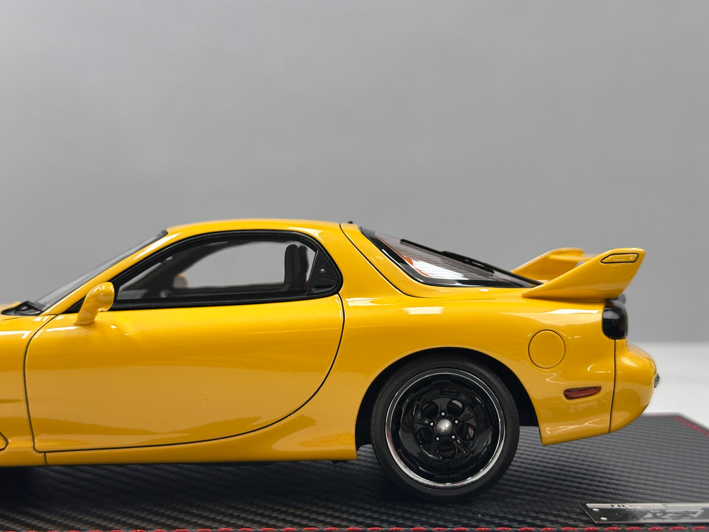 Ignition Model 1/18 Mazda RX-7 Mazda Speed A-spec (FD3S) Yellow IG3940