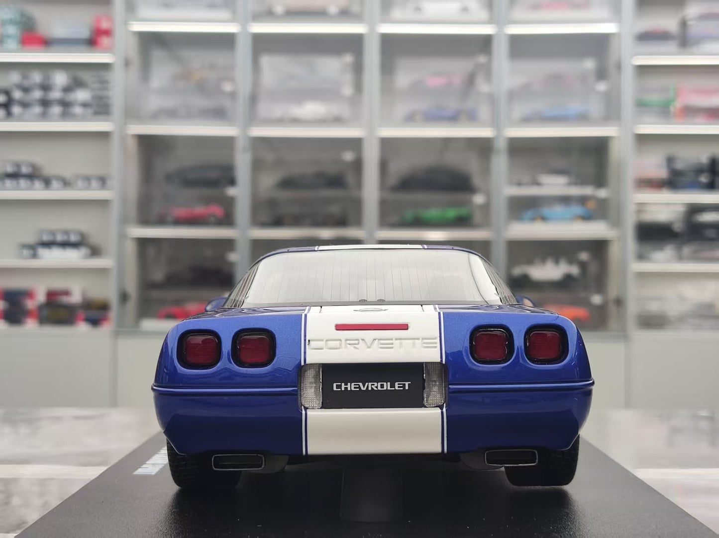GT Spirit 1/18 Chevrolet CORVETTE C4 GRAN SPORT Blue GT538