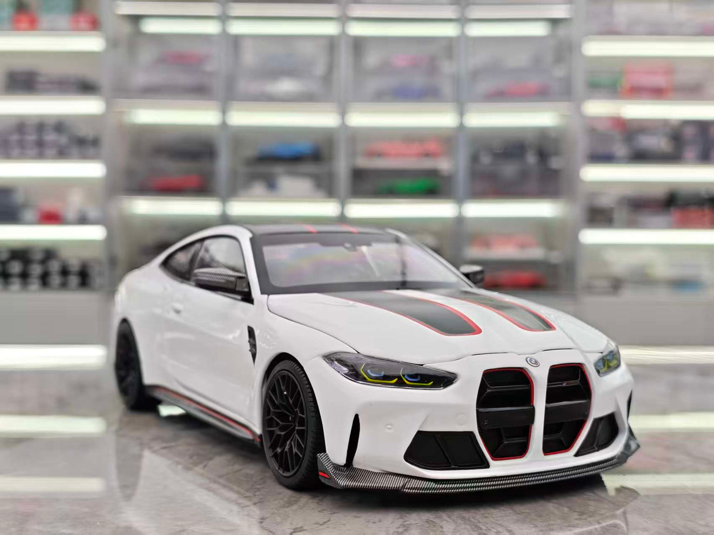 MINICHAMPS 1/18 BMW M4 CSL 2023 White 110023022