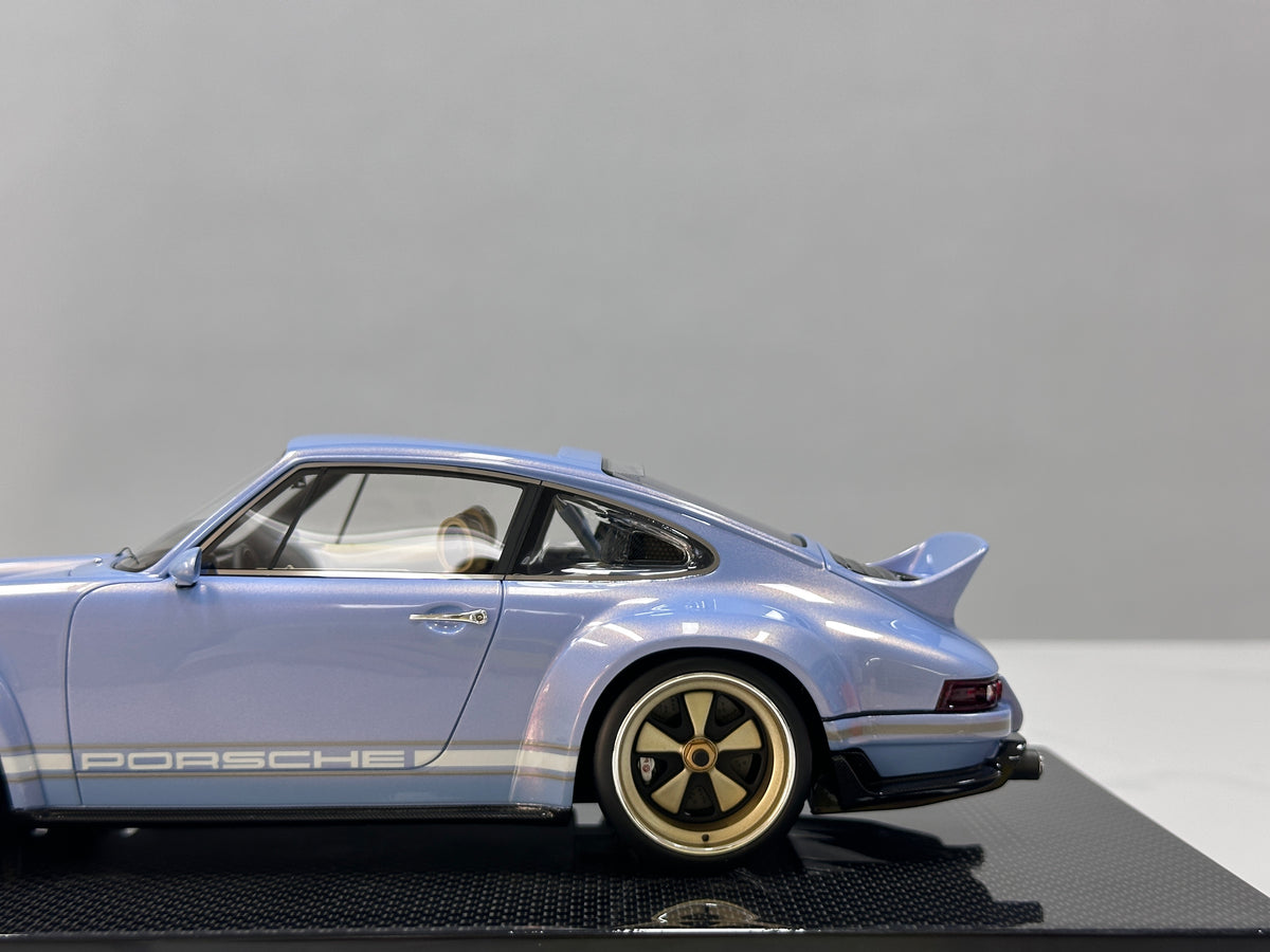 DinoModel 1/18 Porsche Singer DLS Ice Blue DC001