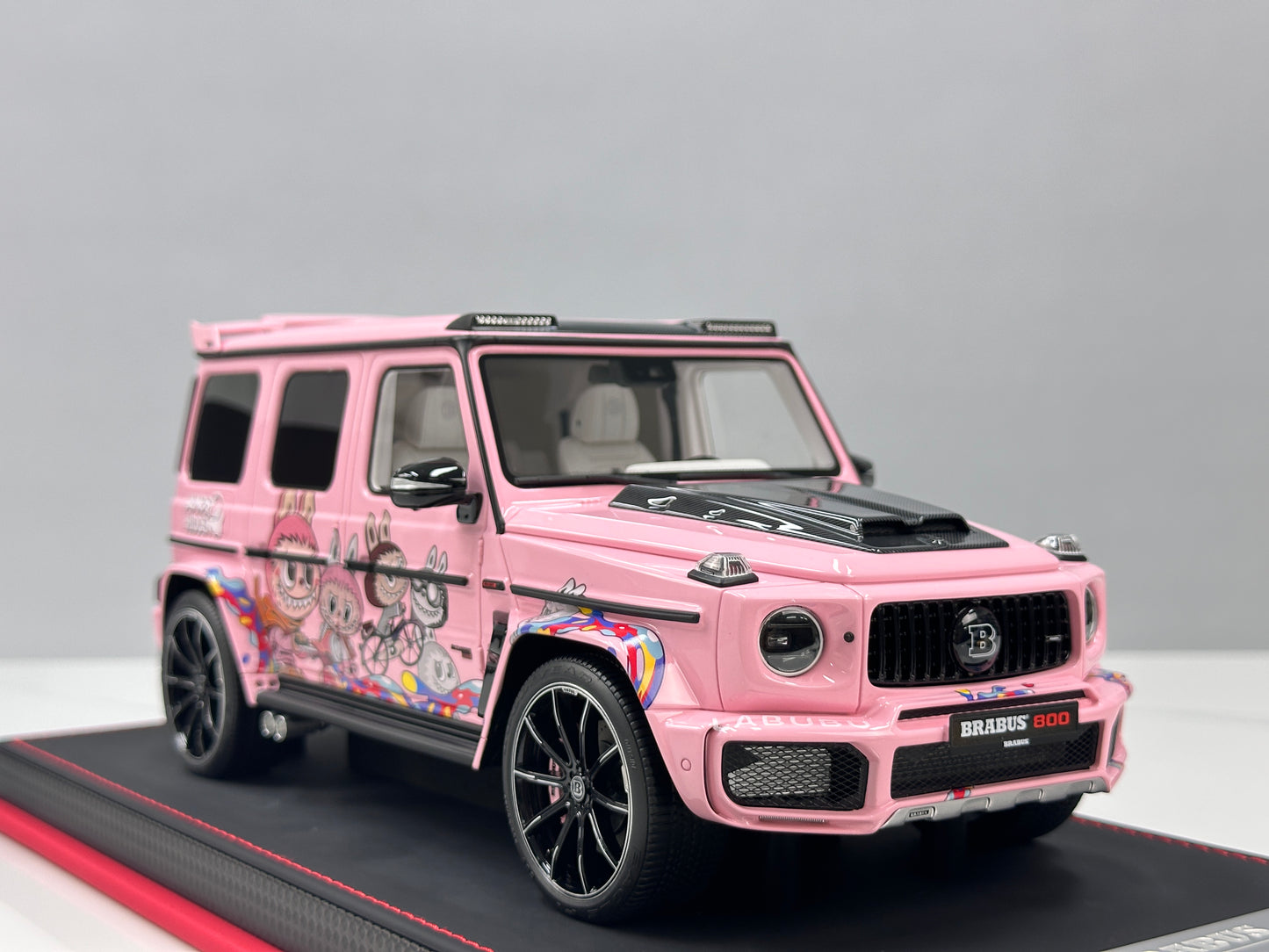 BBA Model 1/18 Brabus G800 Labubu BBA084