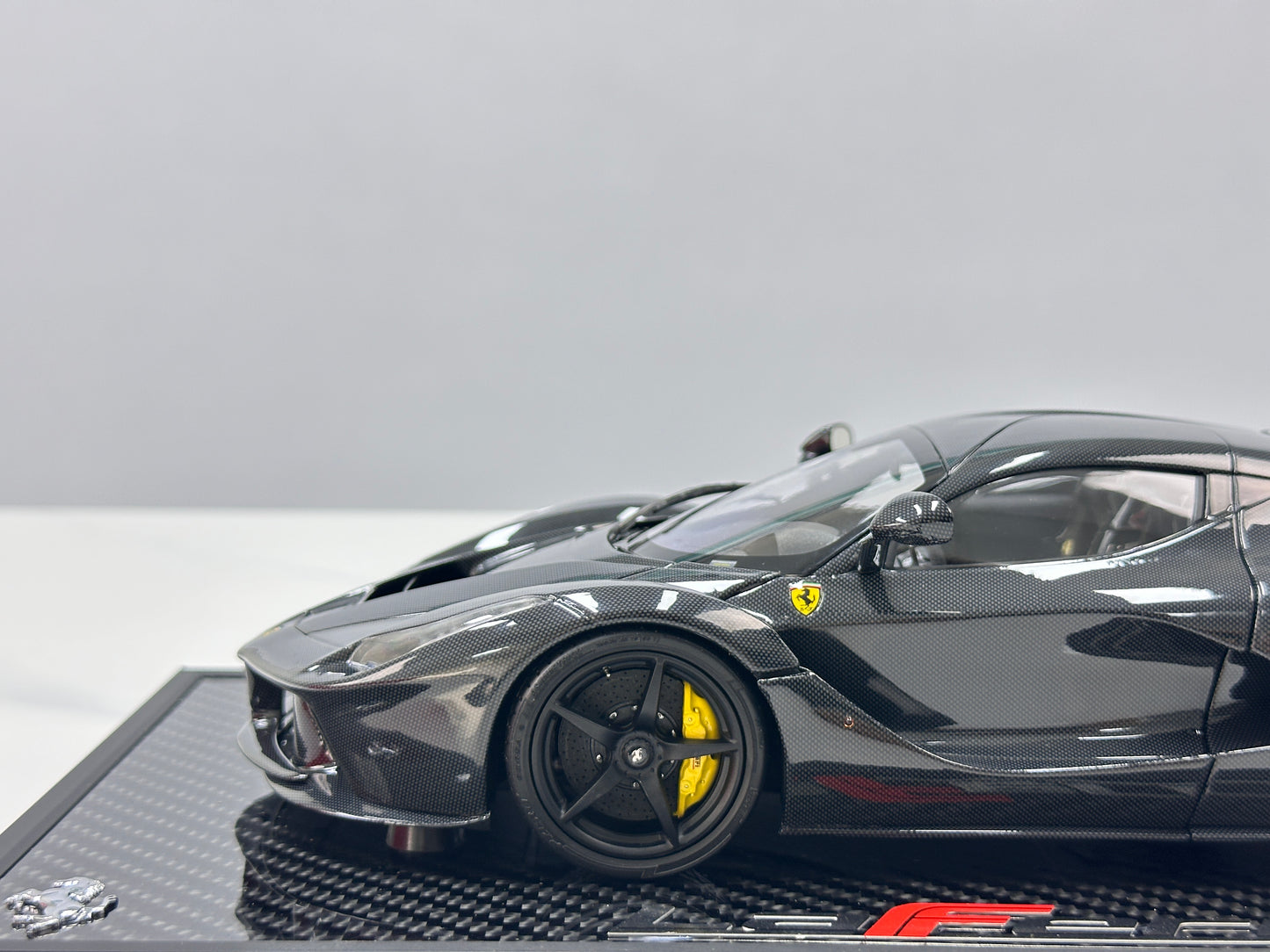 BBR 1/18 Ferrari LaFerrari, Alloy Alloy Fully Open, Carbon Fiber Sole, Black Knight BBR182244A
