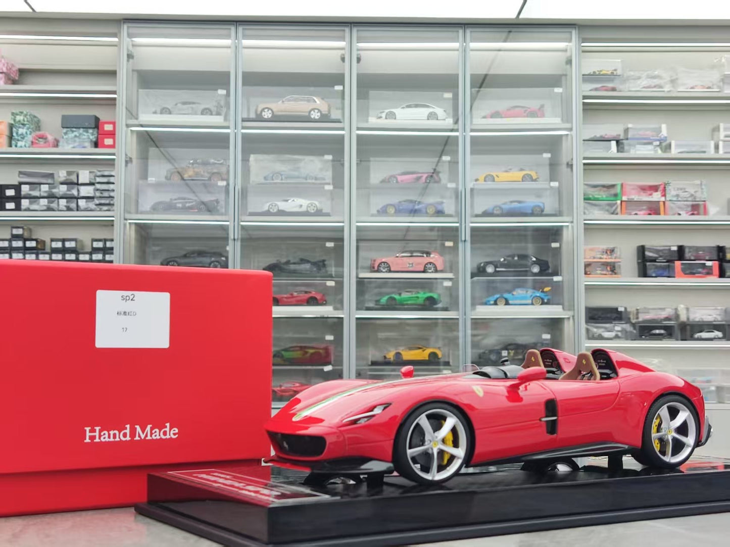 CE 1/18 Ferrari Monza SP2 Standard Red CE009
