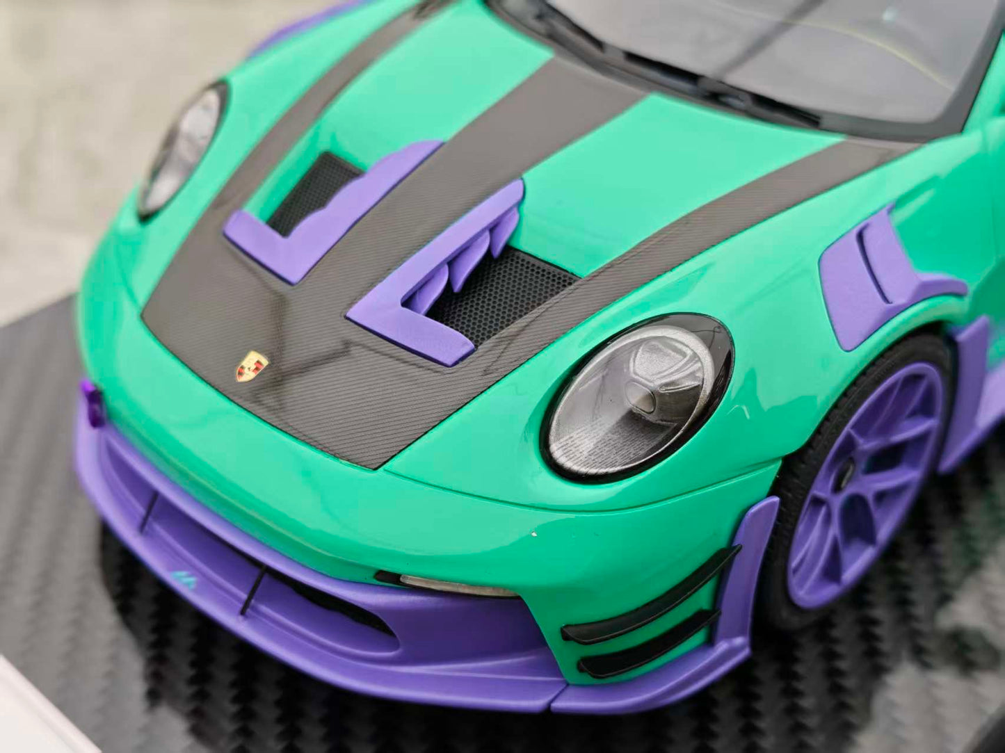 VIP 1/18 Porsche 911 GT3 RS-Manthey Racing Mint Green VIP185