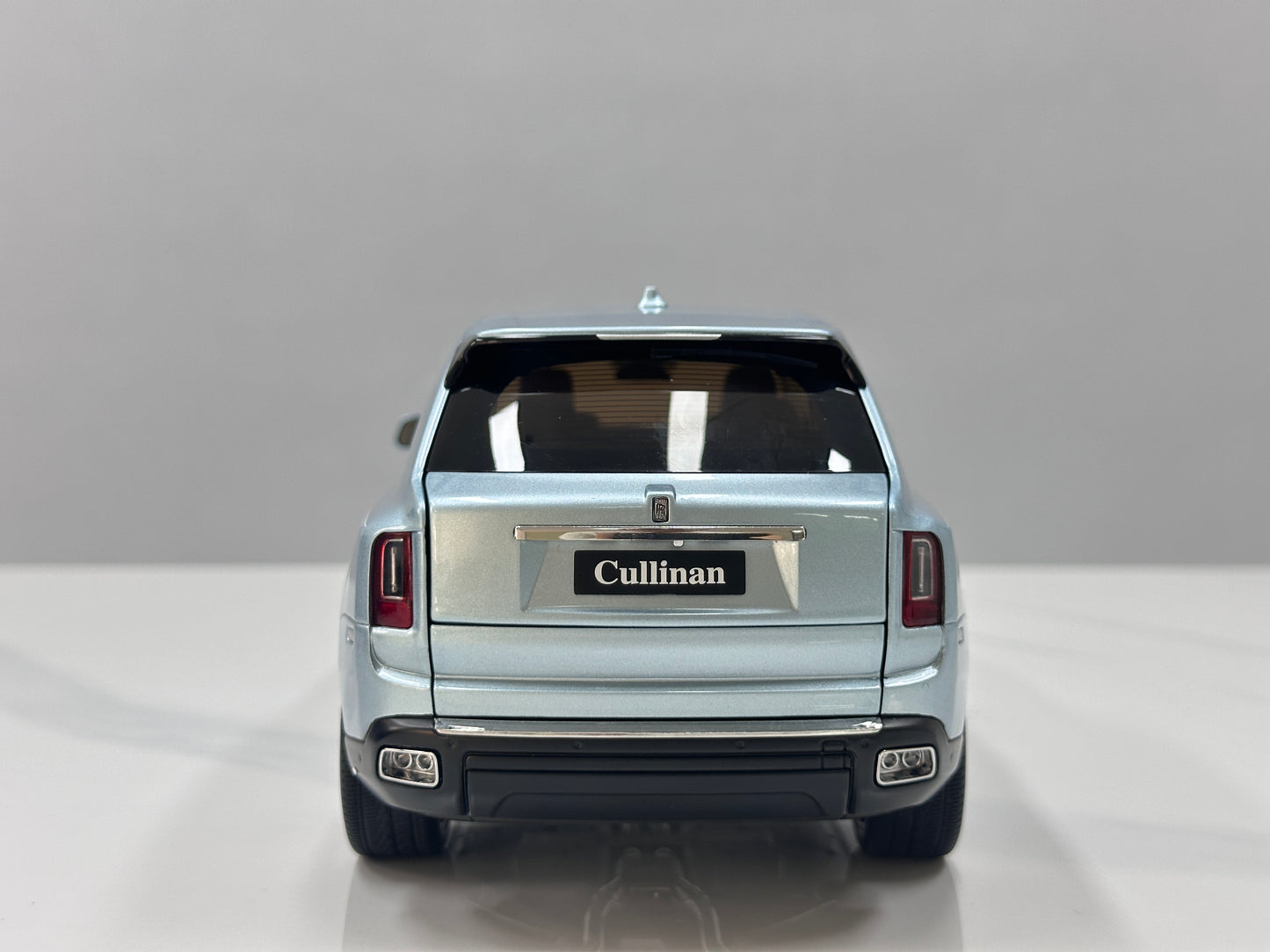 ZP 1/18 Rolls-Royce Cullinan BB Fishing Edition Metallic Blue ZP113