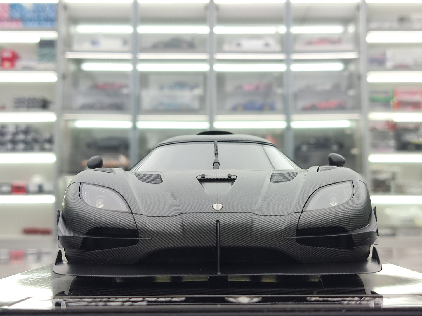 FRONTIART 1/18 Koenigsegg ONE:1 7107 Black Carbon FA060