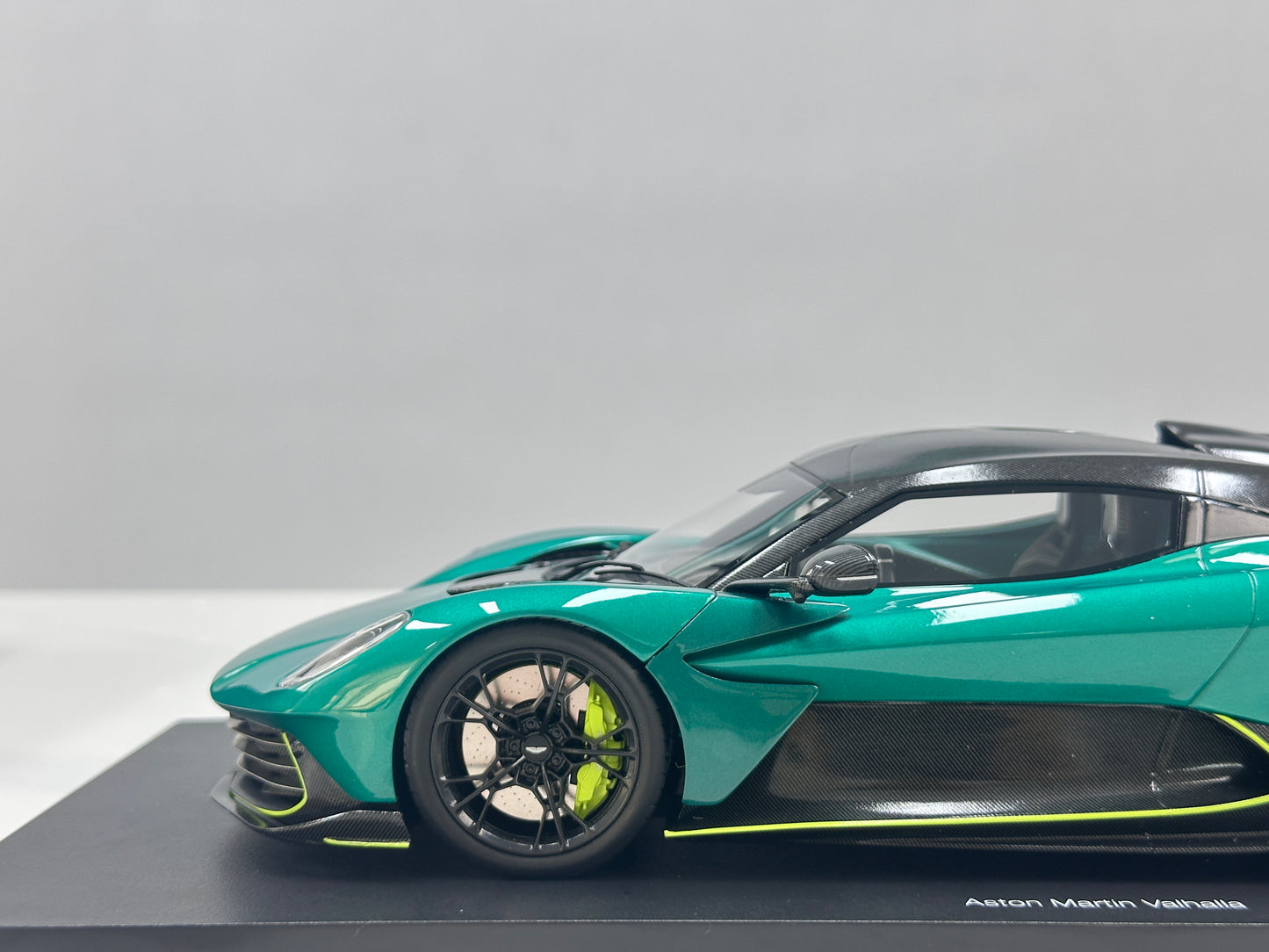 TopSpeed 1/18 Aston Martin Valhalla Podium Green TS0710
