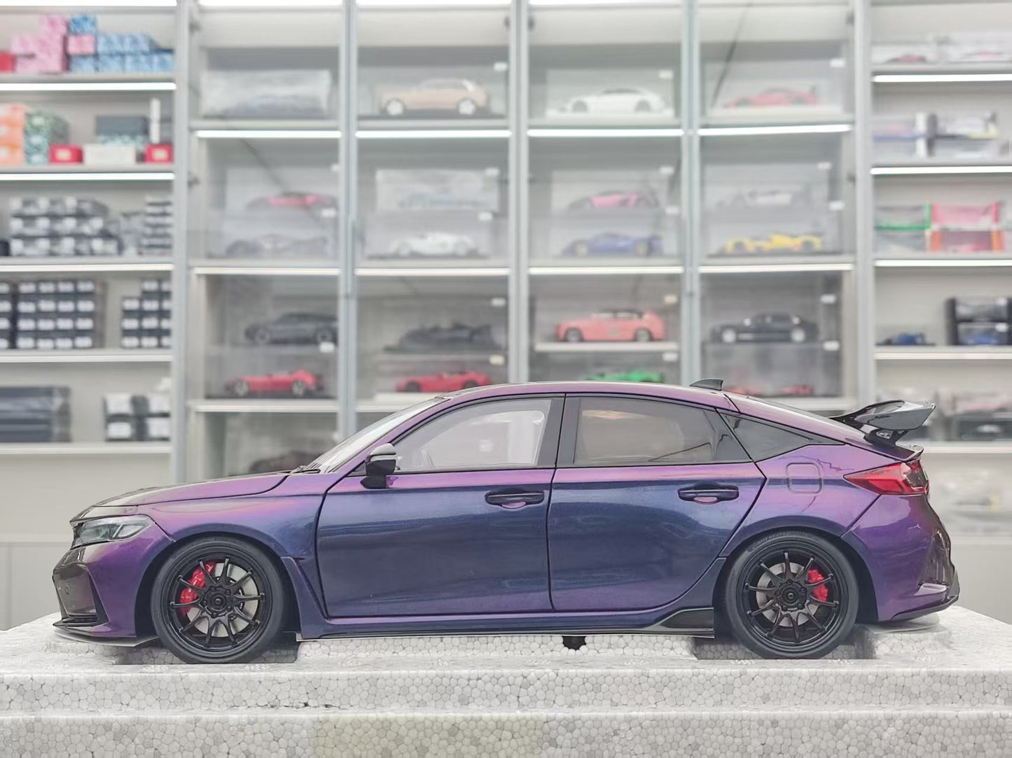 MOTORHELIX 1/18 Honda Civic TYPE R (FL5) Customized Chameleon Paint MH337