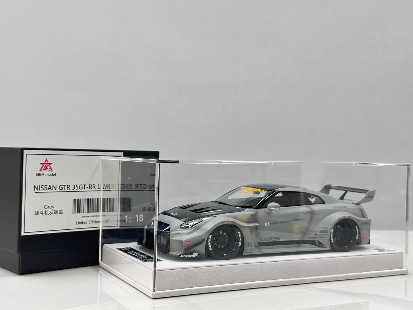 BBA MODEL 1/18 Nissan GTR 35GT-RR Fighter Gray BBA063