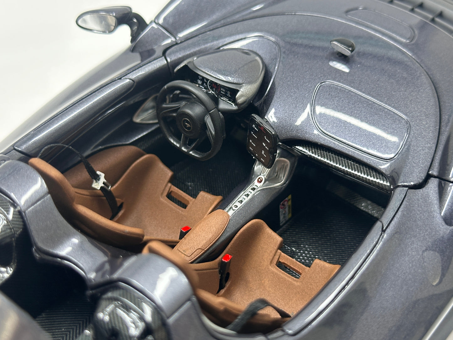 LCD 1/18 McLaren Elva Diecast Model – Metallic Grey (LCD18015-HGM)