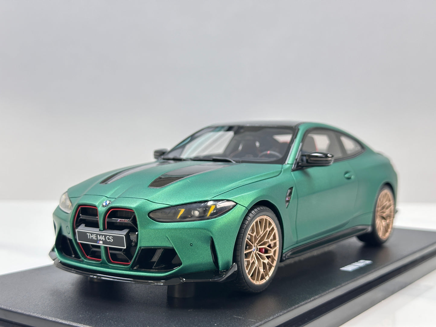 GT Spirit 1/18 BMW M4 CS Green GT994