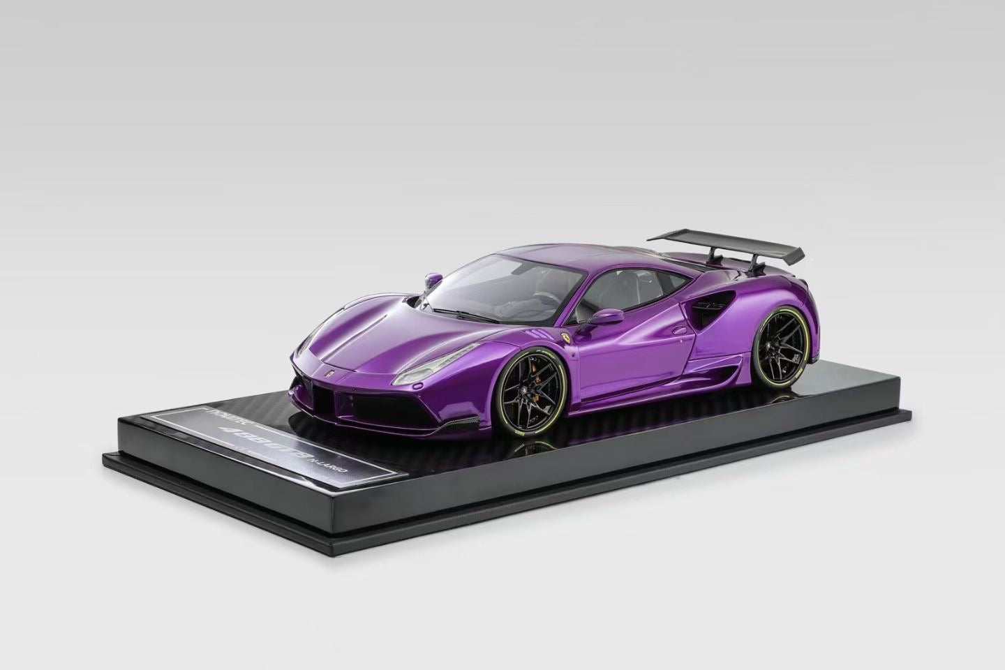 CE 1/18 Ferrari 488GTB N-Largo High-End Car Model