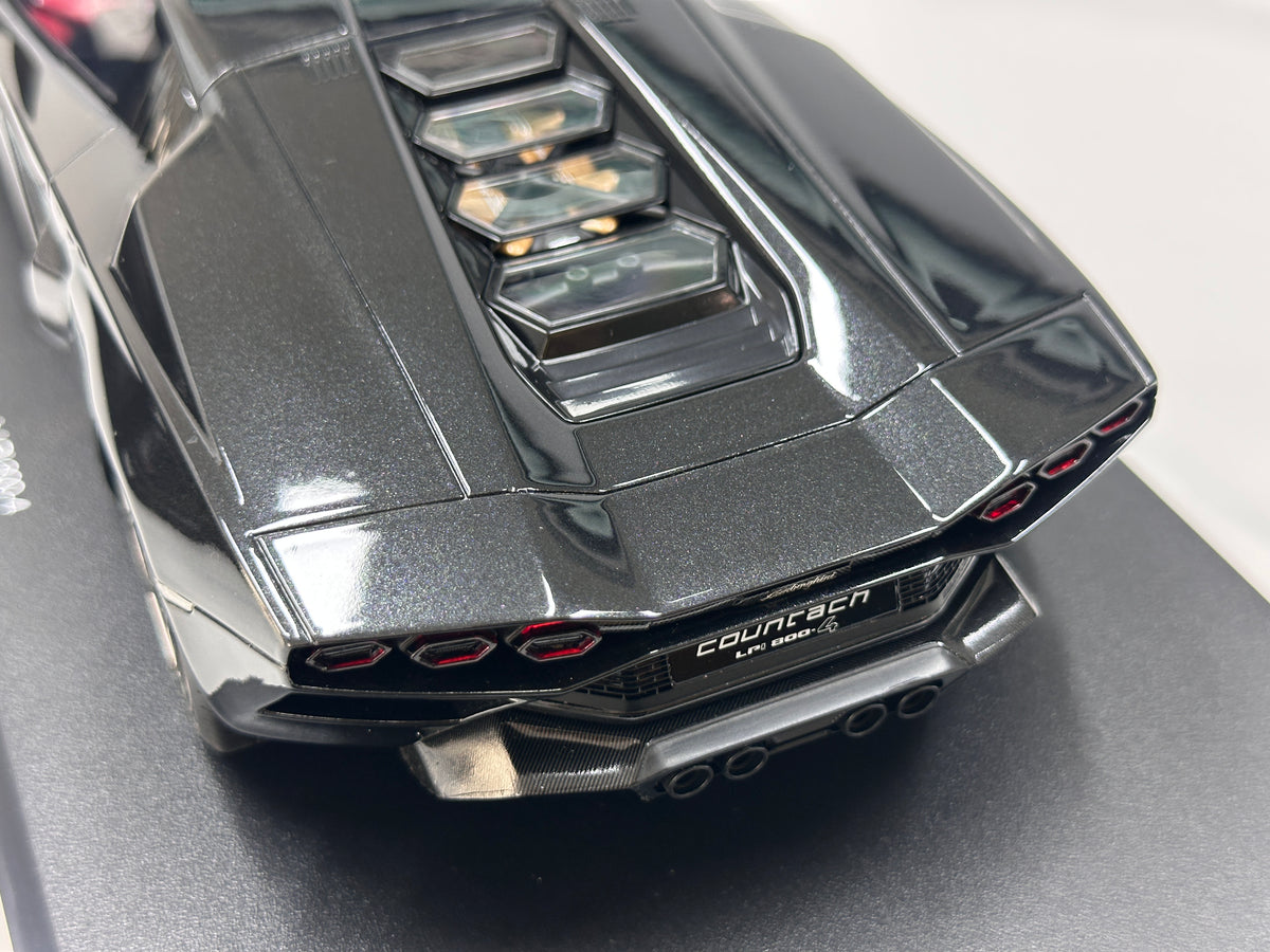 TopSpeed 1/18 Lamborghini Countach LPI 800-4 Black TS0440